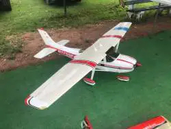 Giant scale model CMP Cessna Skylane